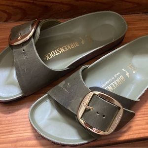 Birkenstock Madrid Big Buckle, Olive Green, Size EU 37 (US 6.5/7)
